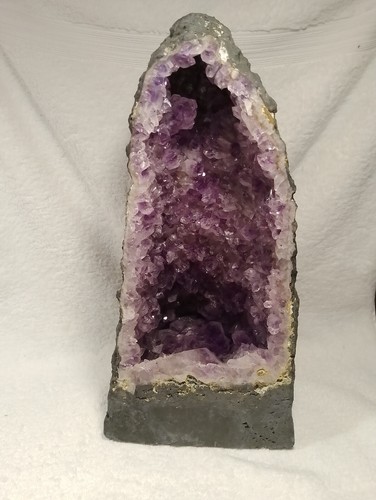 Amethyst geode cave - cave,