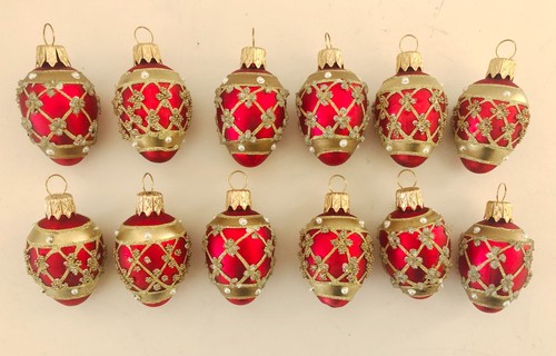 Lot red bejeweled - 12,
