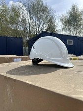 NEW ! Hard Hat - White Safety Helmet - ENHA
