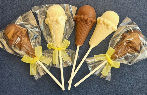 Ice cream belgian - cream, chocolate
