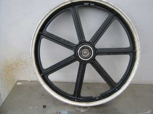 Yamaha 200 front - 200,