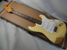 ■Made in FENDER USA/2000 ■Amebin ■American Vintage '62 Stratocaster/OW relic