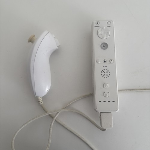 White wii remote - white,
