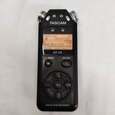 TASCAM DR-05 PORTABLE RECORDER