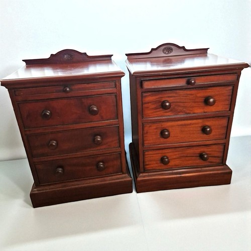 Victorian flamed mahogany - flamed,