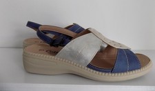 Cream Silver & Blue Cotton Traders Shoes Size 7