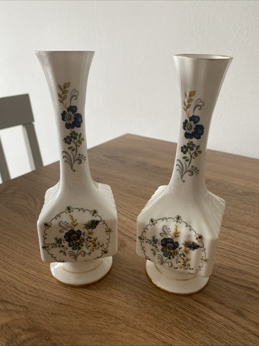 Vintage royal tara china - 2, x