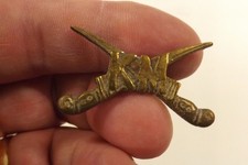 MILITARY CAP BADGE UNKNOWN