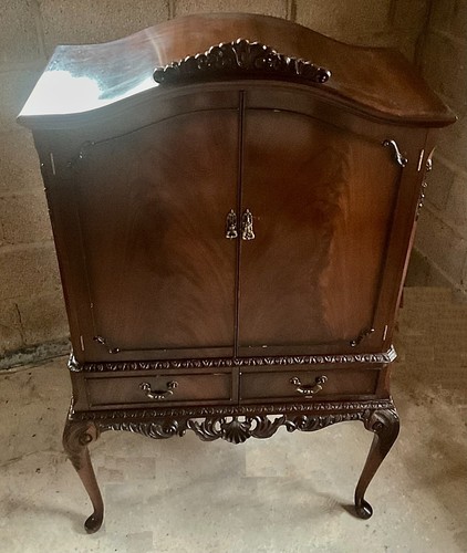 Queen anne revival - queen,