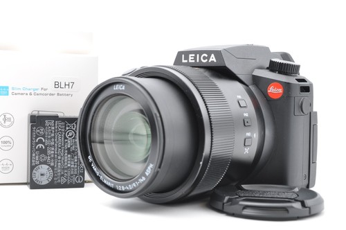 Near mint leica lux type - leica,