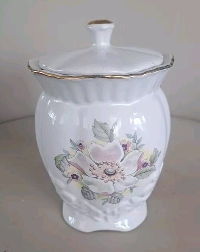 Maryleigh pottery bone china - pottery,