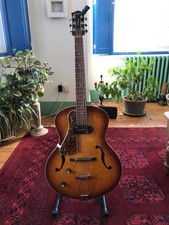 Godin 5th Avenue Kingpin
