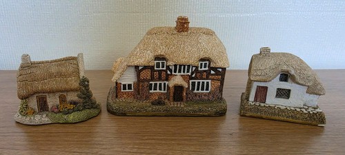 Lilliput lane cottages - lane,