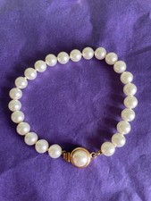 Vintage glass pearl bracelet