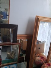 Lots of different size mirrors 