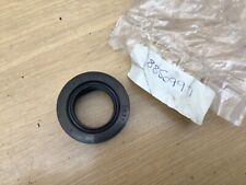 Vauxhall Wyvern VX 4/90 Victor Firenza gearbox rear oil seal 8850997