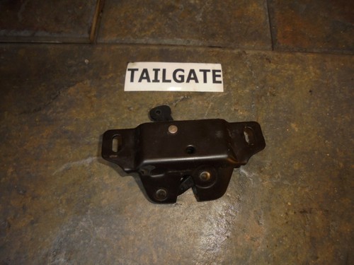 Peugeot 106 1991 - peugeot, tailgate