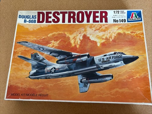 Italeri douglas 66b - italeri,