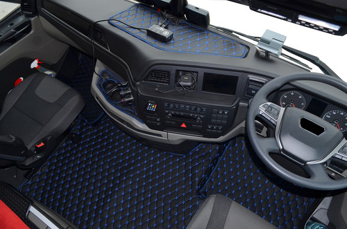 Truck eco leather floor mats - leather,