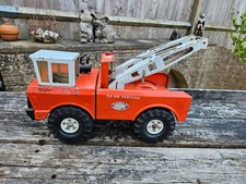 TONKA MIGHTY WRECKER TOW TRUCK