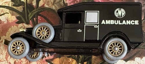 Gwr black white grey gold - gwr, black/white/grey/gold