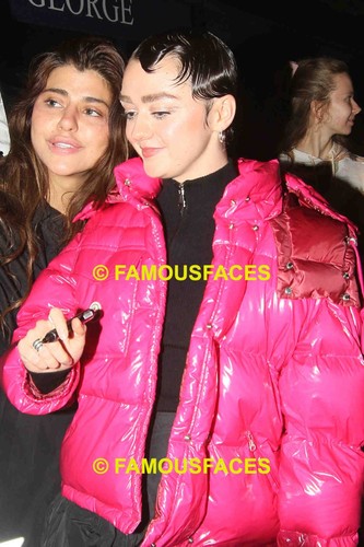 Maisie williams original - williams,
