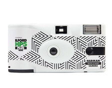 ILFORD HP5 Plus 400 B&W Single Use 27 exp Disposable Film Camera – Exp. 08/2026