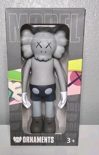 Kaws companion bundle figure - figure,
