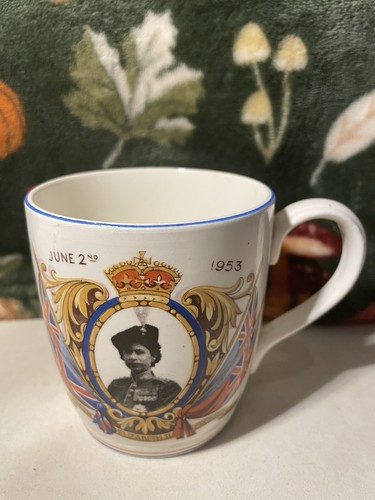 Vintage queen elizabeth - elizabeth, ii
