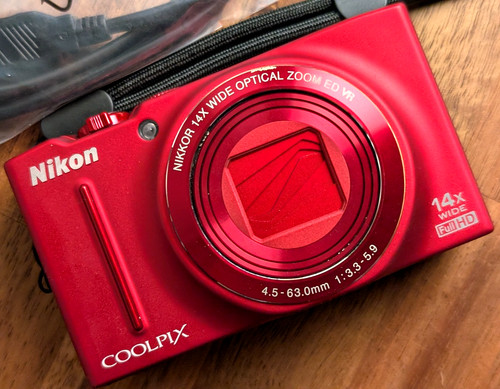 Mint nikon coolpix - coolpix, s8200