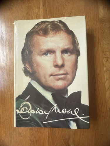 Signed bobby moore the - bobby, “the