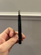 Pelikan M150 Piston Filler in Black With M Nib
