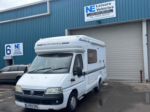 Auto trail tracker berth - auto-trail,