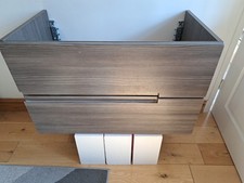 Vermont Grey Avola 800mm Wall