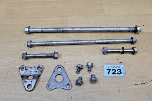 Yamaha 550 engine mounting - ,