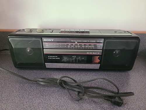 Vtg 90s sony - 90s, am/fm
