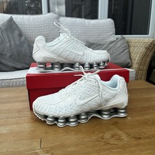 Nike Shox Trainers in white Size UK 7.5