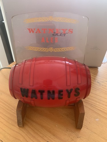 Watneys red barrel lamp - watneys,