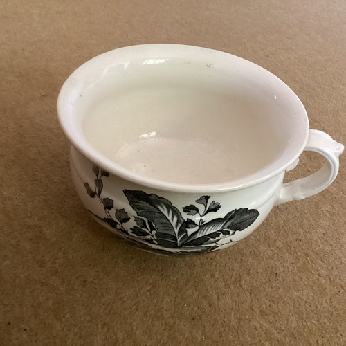 Chamber pot - chamber,