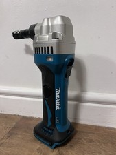 Makita DJN161Z 18v Cordless