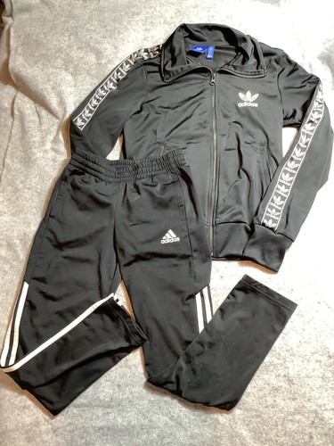 Adidas tracksuit size black - 10,