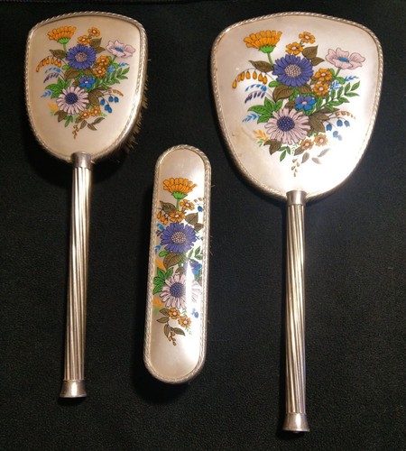 Vintage brush set with - brush,
