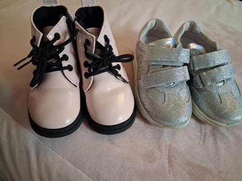 Girls size shoes - size,
