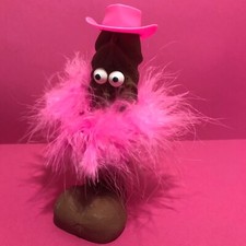 Large 6” Milk Chocolate Hen