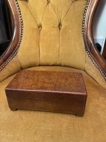 Antique swiss wood music box - ,