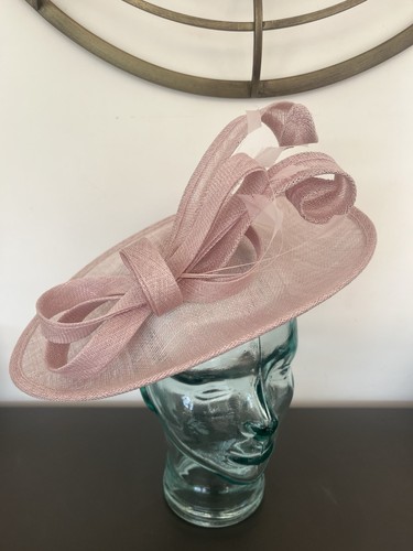 Light pink hatinator new - light,