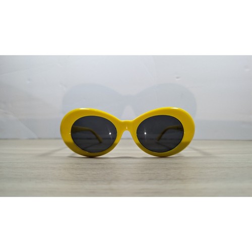 Retro oval sunglasses - retro,