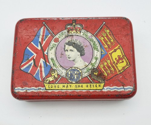 Vintage 1953 oxo tin queen - vintage,