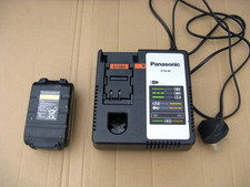 PANASONIC EY0L80 Original Charger And 14.4V Li-ion Battery 3.0Ah. Model: EY9L40