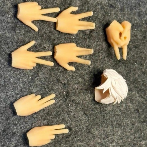 Custom hair hand - 1/12,